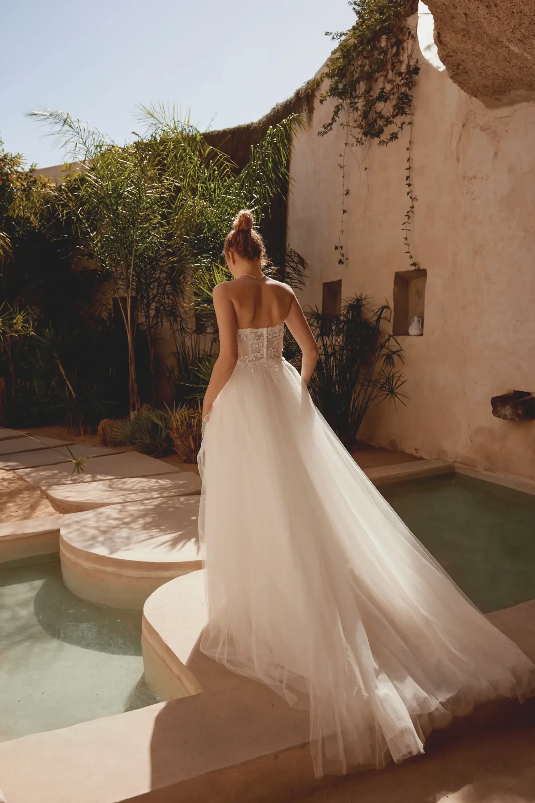 Timeless Elegance: Bridal Gowns That Never Go Out of Style Image