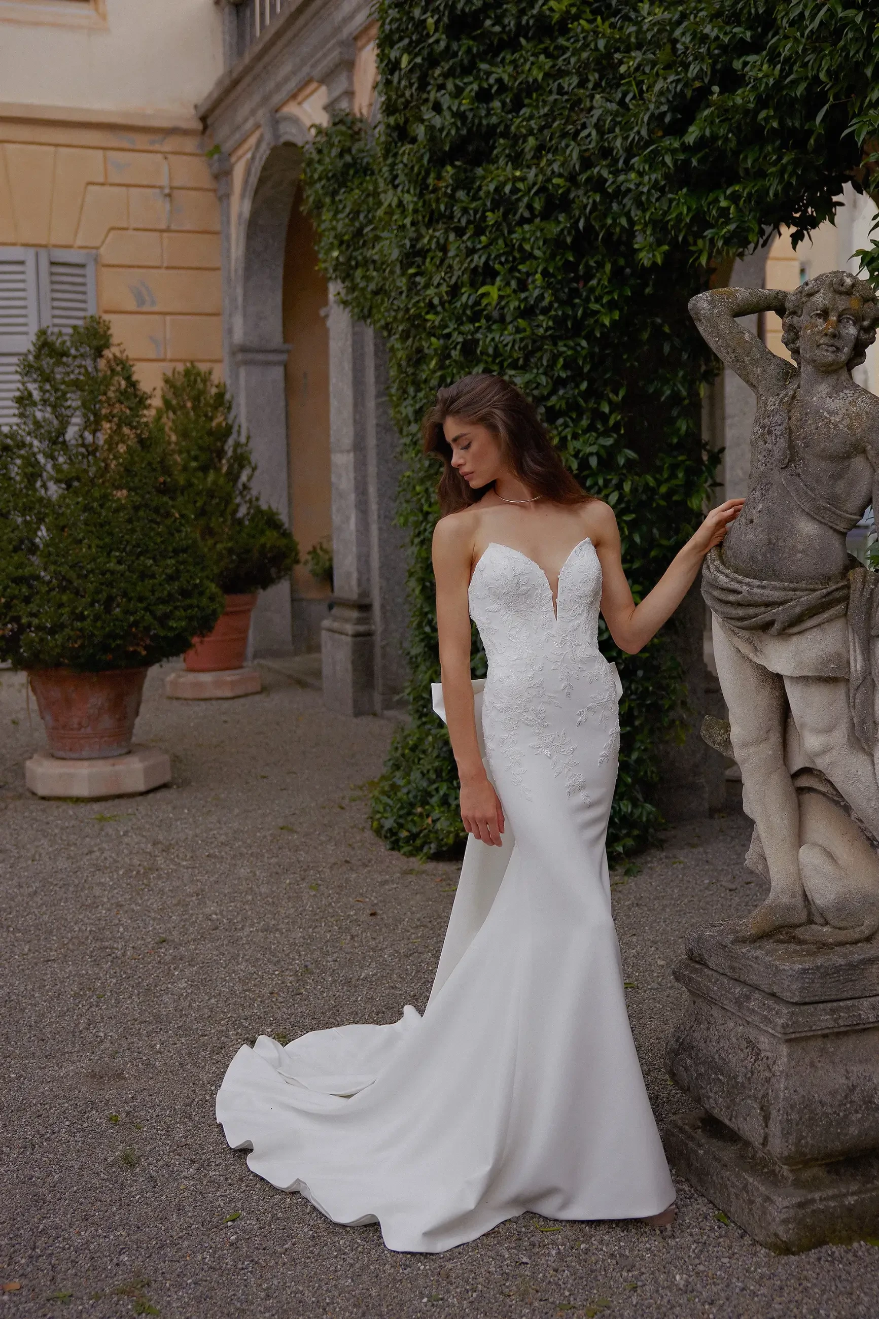 Mixing Tradition With Modern Flair: How to Personalize Your Wedding Dress Image